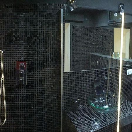 City Center Apartment With Gym & Spa Budapest Extérieur photo